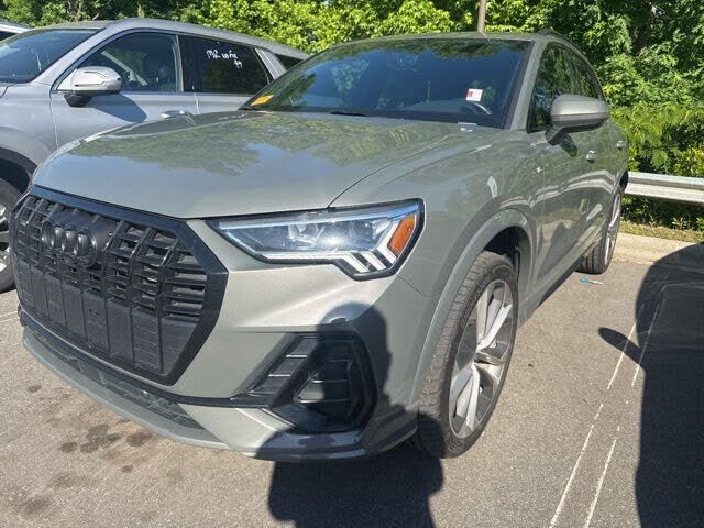 2022 AUDI Q3