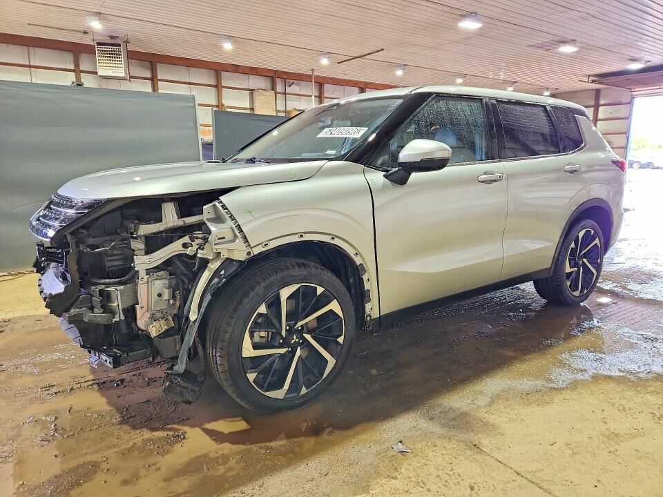 2024 MITSUBISHI Outlander