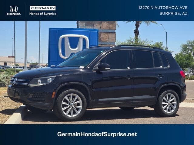 2017 VOLKSWAGEN Tiguan