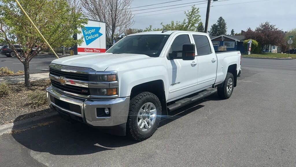 2017 CHEVROLET Silverado