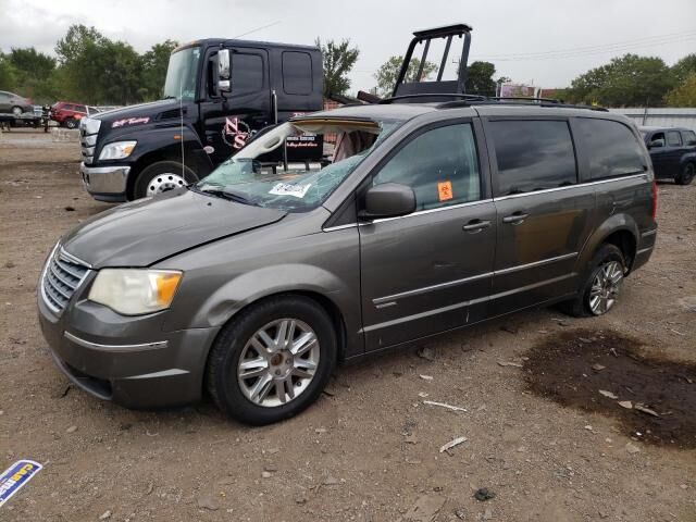 2010 CHRYSLER Town and Country