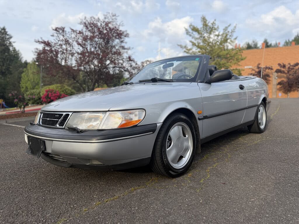 1995 SAAB 900