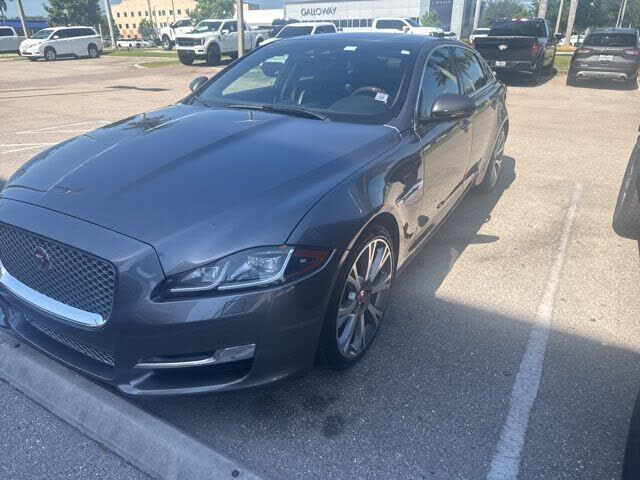 2019 JAGUAR XJ
