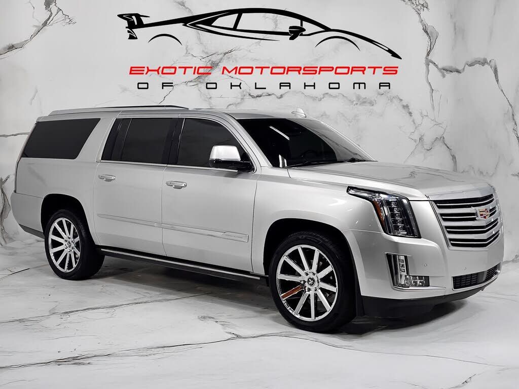 2016 CADILLAC Escalade