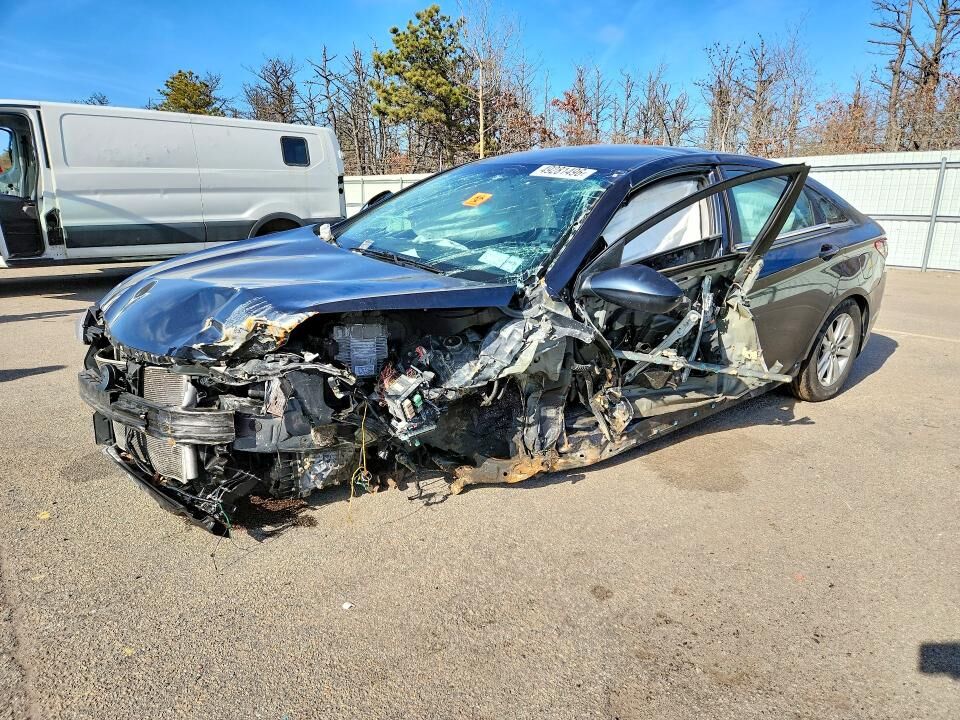 2013 HYUNDAI Sonata