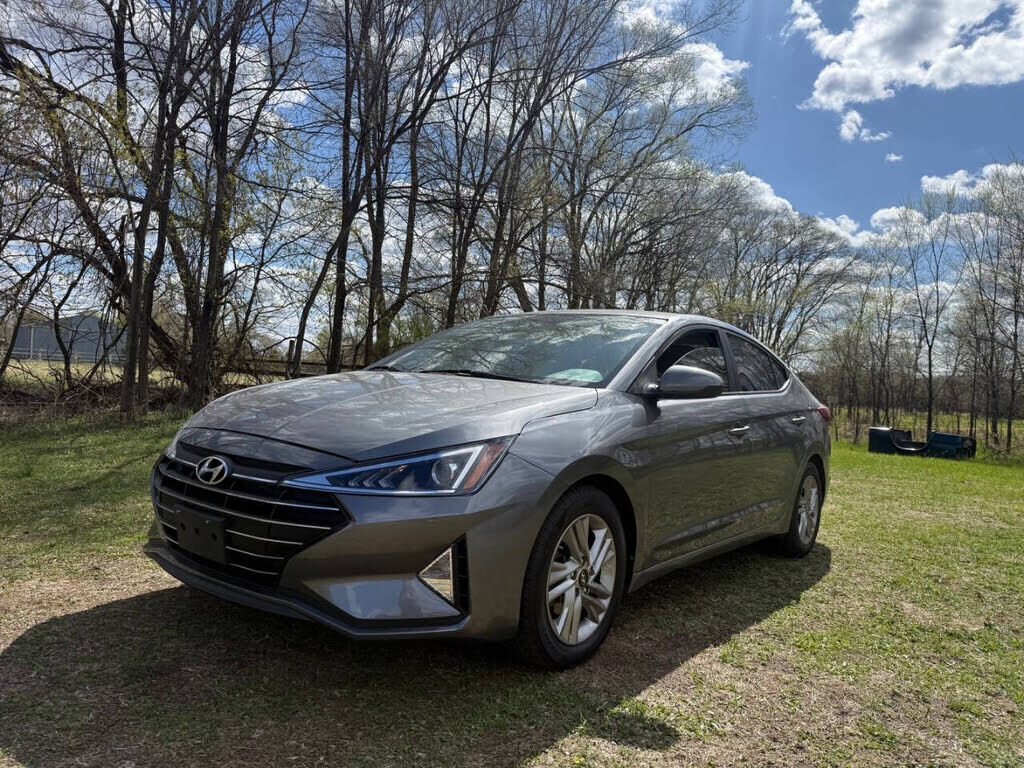 2019 HYUNDAI Elantra