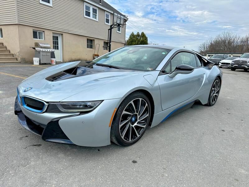 2016 BMW i8
