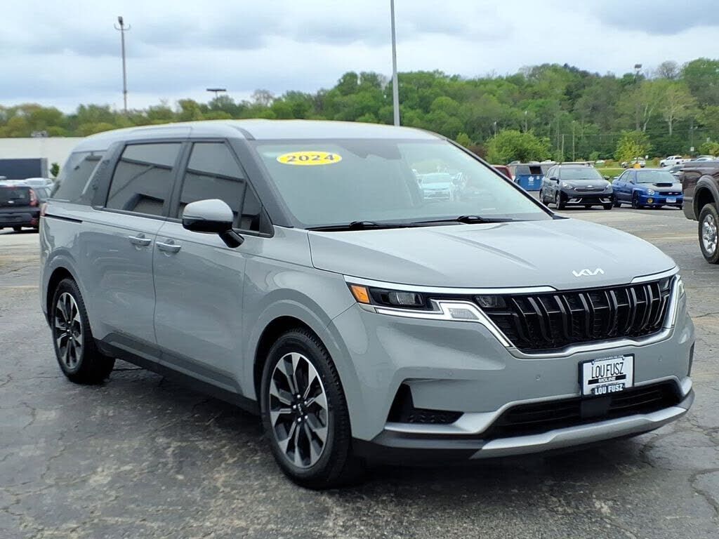 2024 KIA Carnival