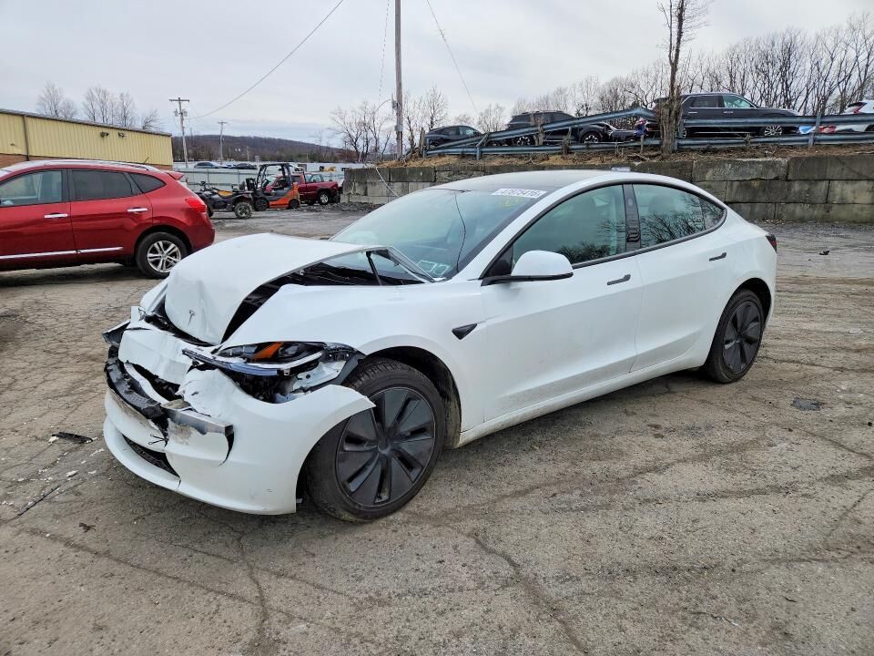 2024 TESLA Model 3