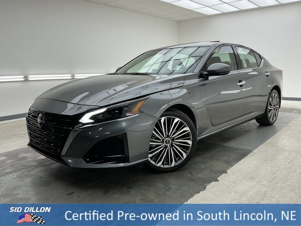 2024 NISSAN Altima