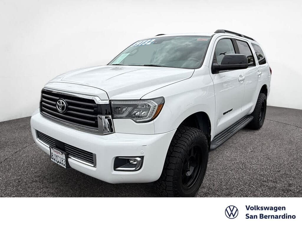 2019 TOYOTA Sequoia