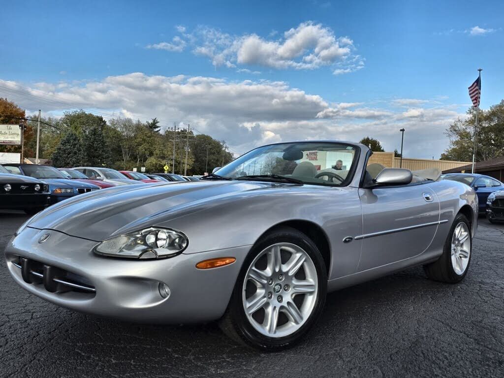 2000 JAGUAR XK8