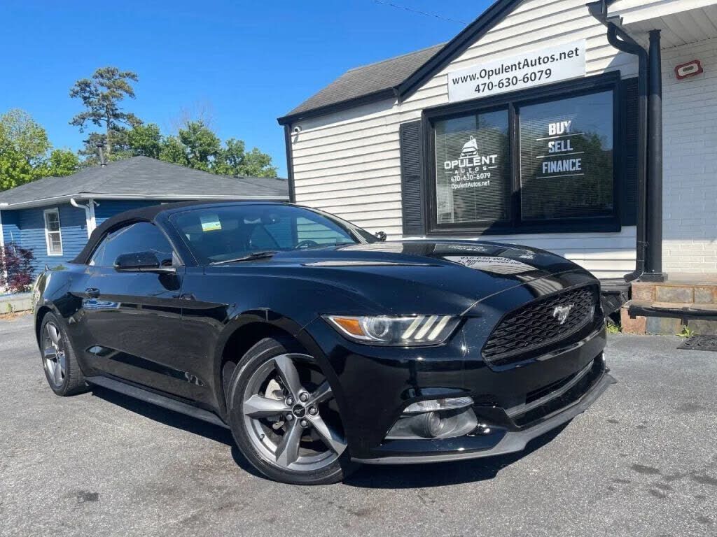 2017 FORD Mustang