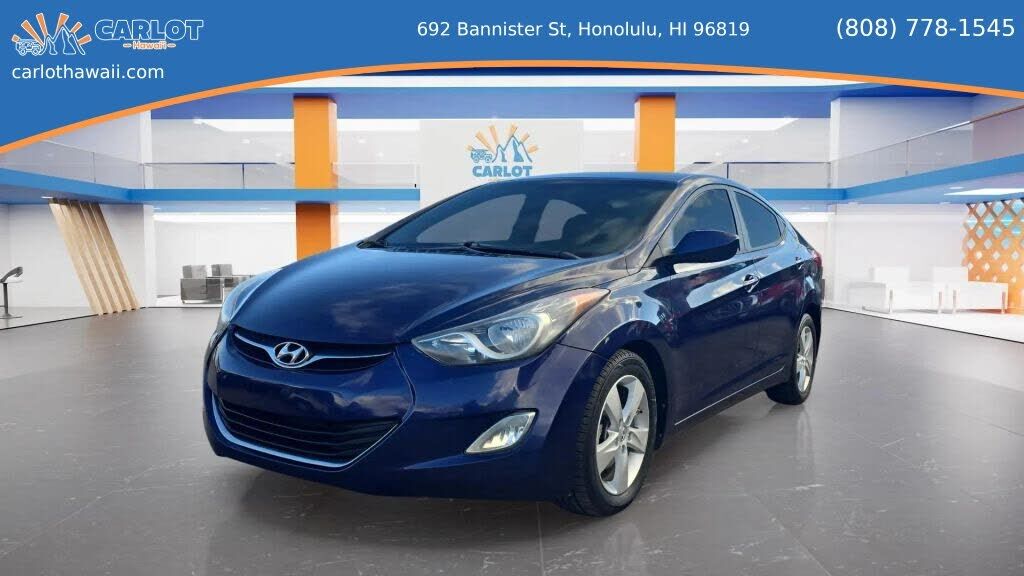 2013 HYUNDAI Elantra