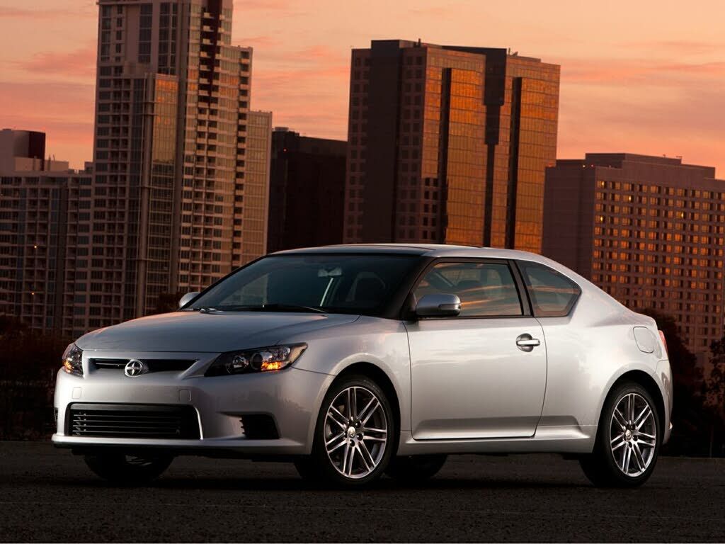 2011 TOYOTA SCION