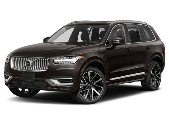 2022 VOLVO XC90