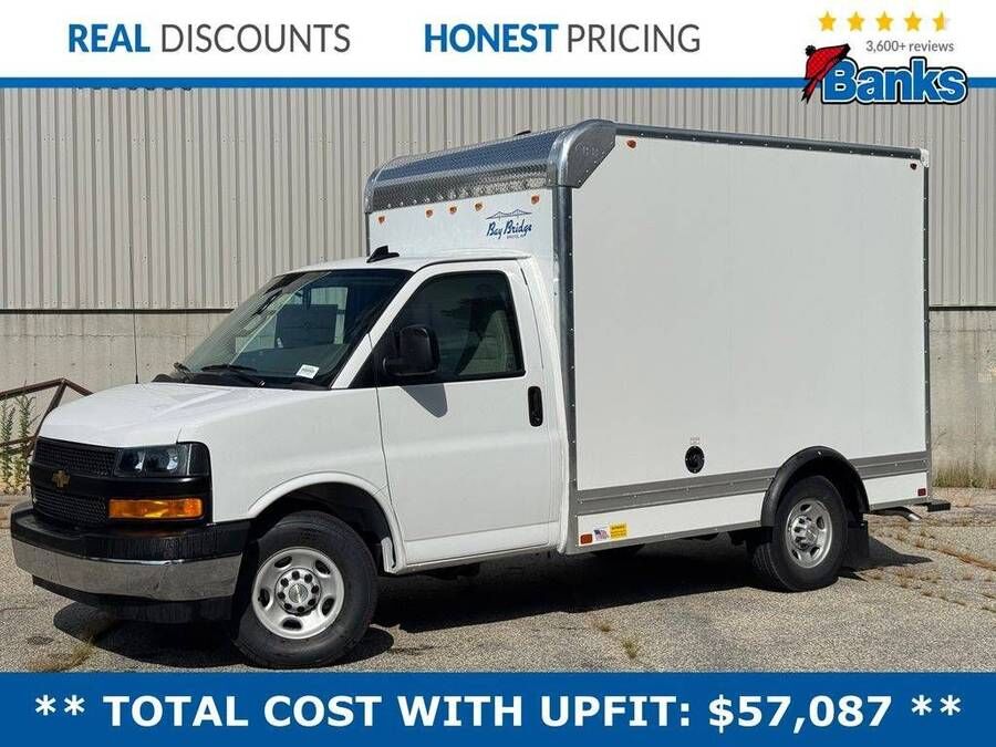 2025 CHEVROLET Express
