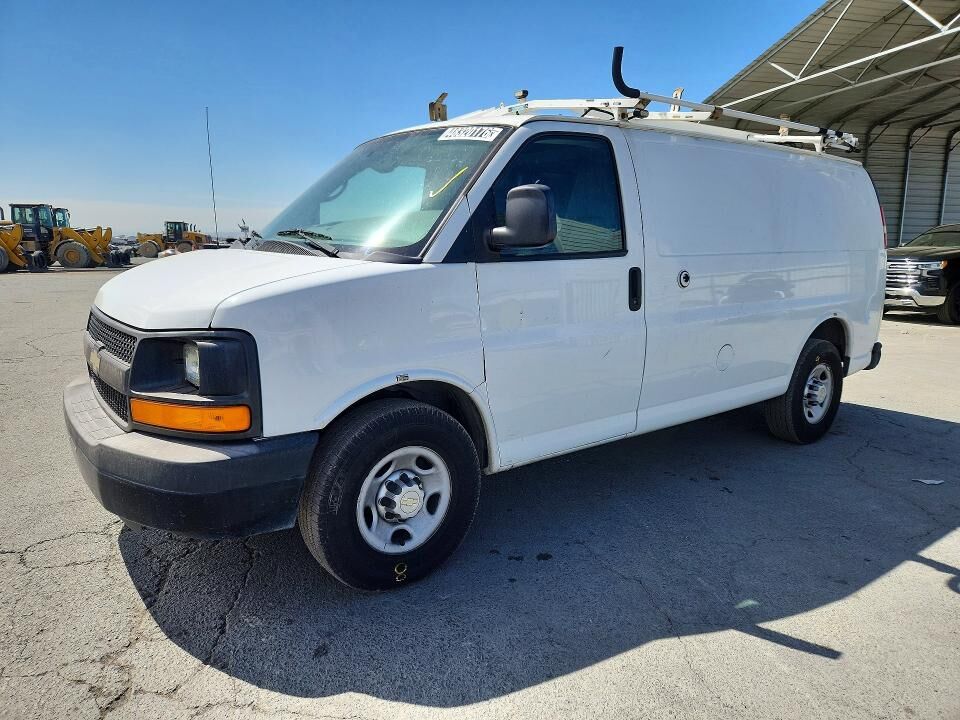 2013 CHEVROLET Express