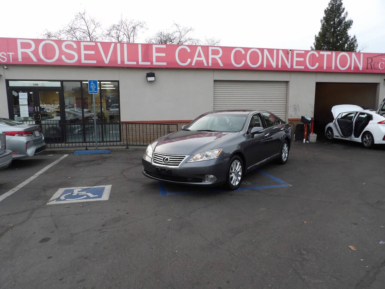 2012 LEXUS ES