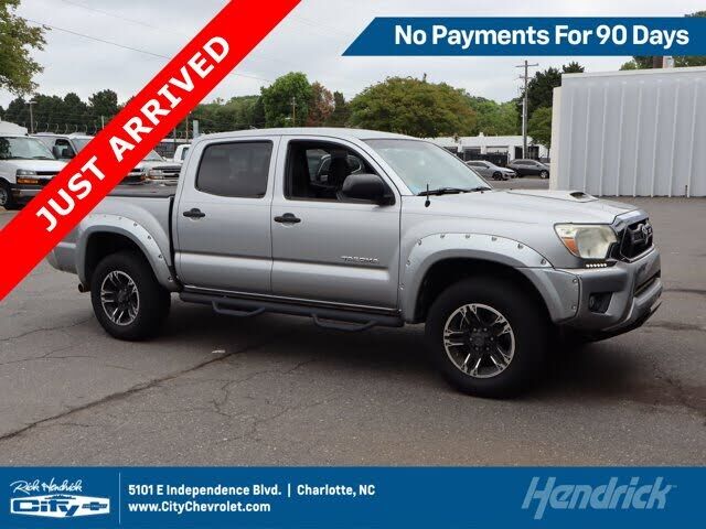 2015 TOYOTA Tacoma