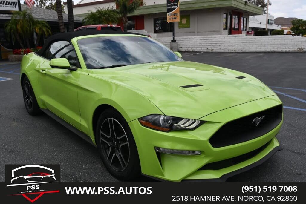 2020 FORD Mustang