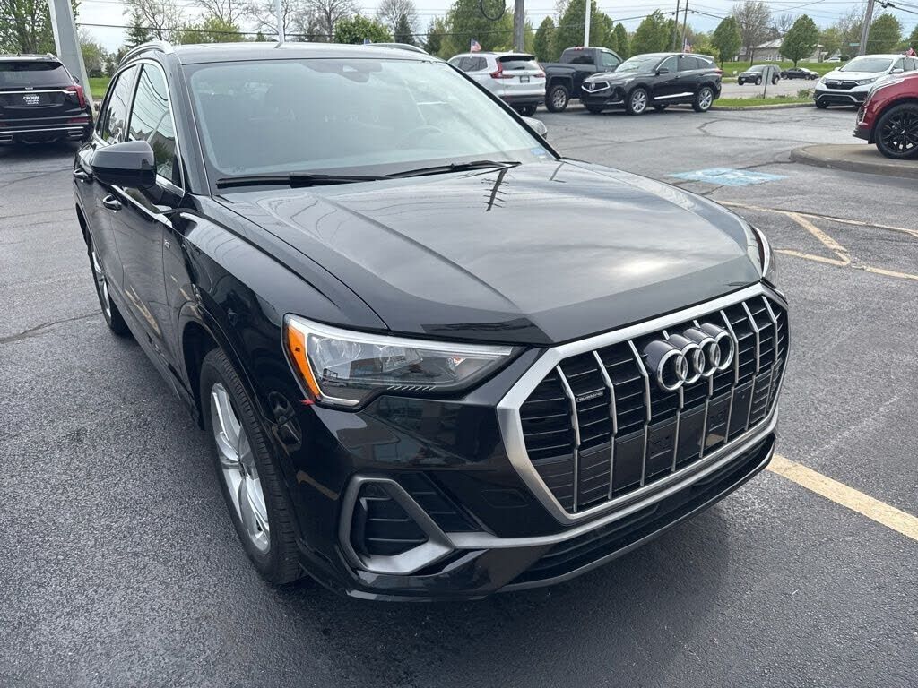 2022 AUDI Q3