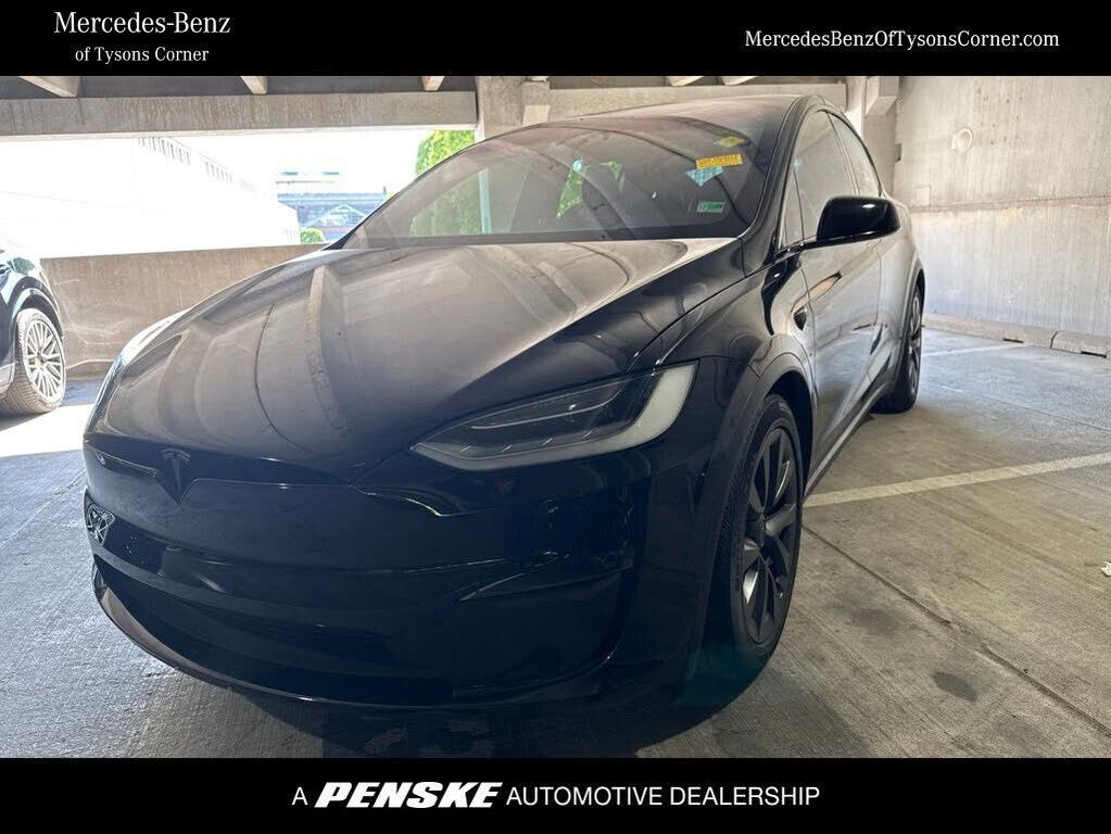 2022 TESLA Model X