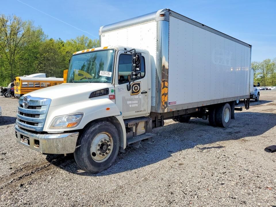 2011 HINO Incomplete Vehicle