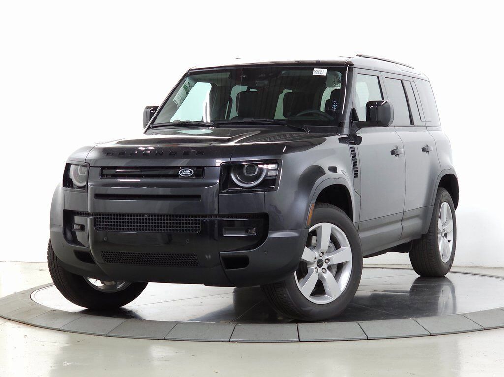 2026 LAND ROVER Defender