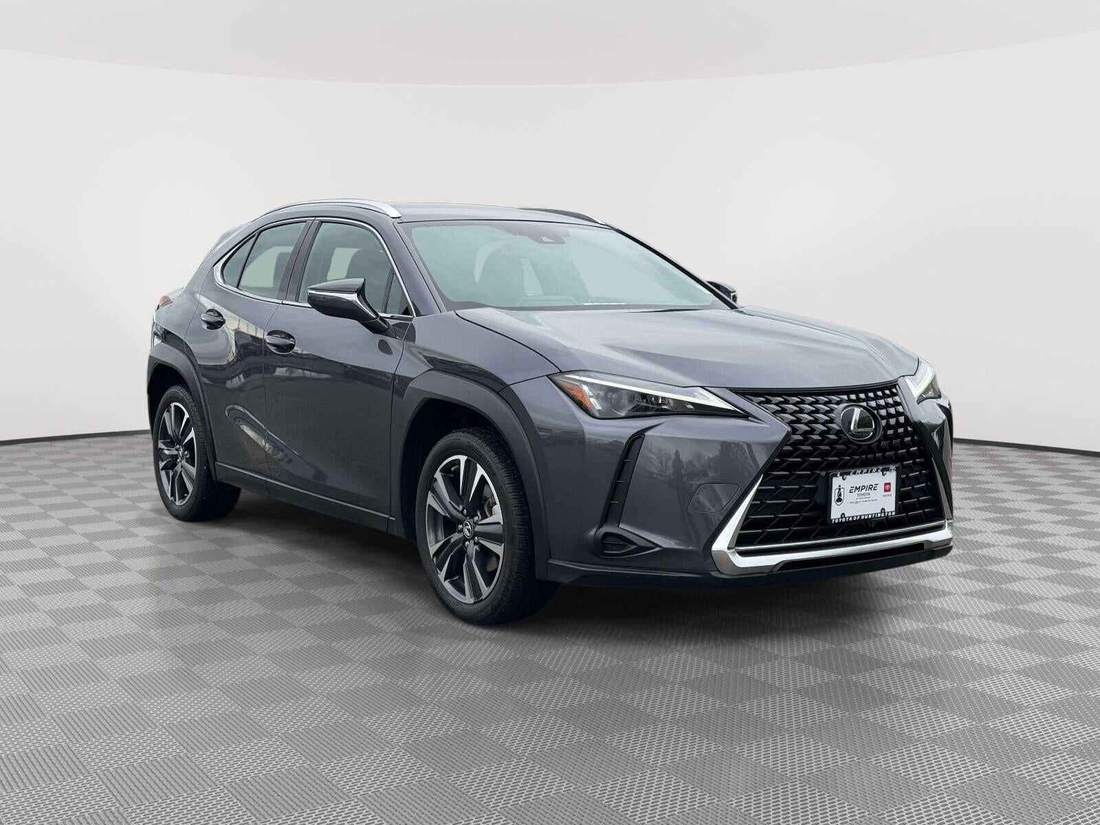 2024 LEXUS UX