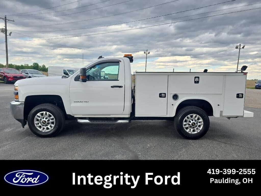 2018 CHEVROLET Silverado