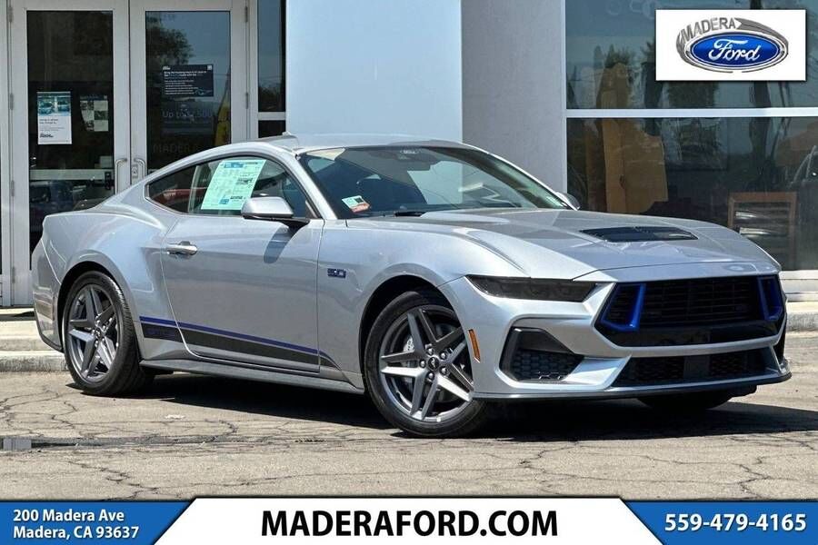 2025 FORD Mustang
