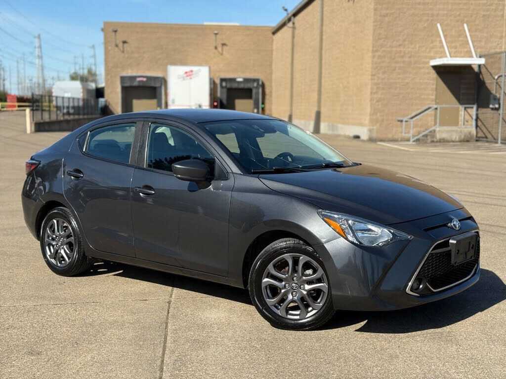 2019 TOYOTA Yaris