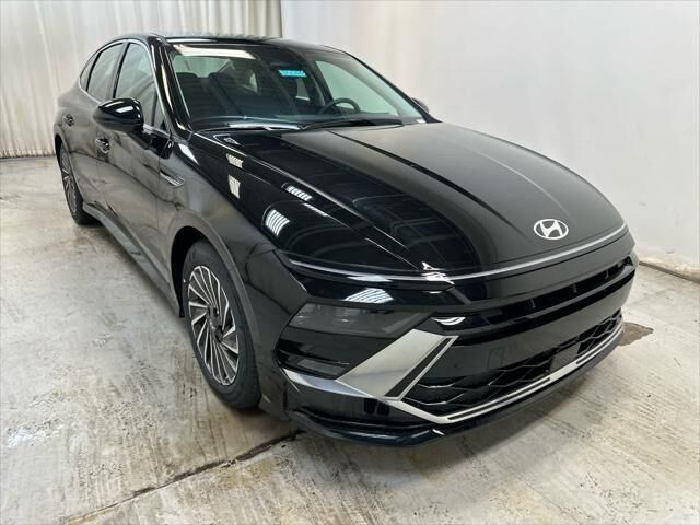 2025 HYUNDAI Sonata