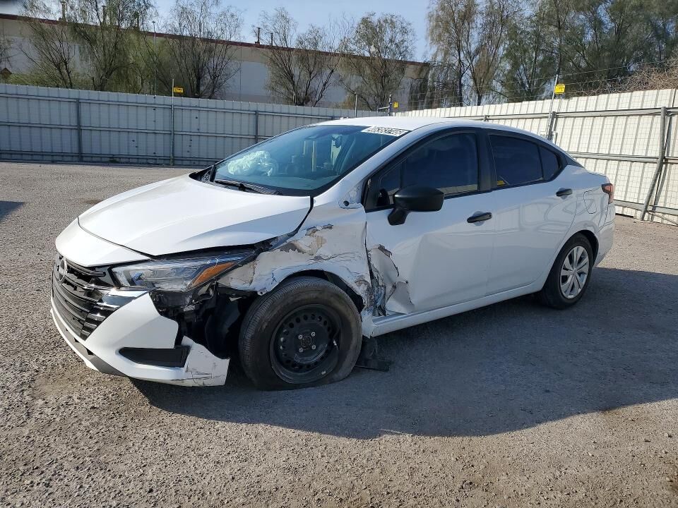 2025 NISSAN Versa