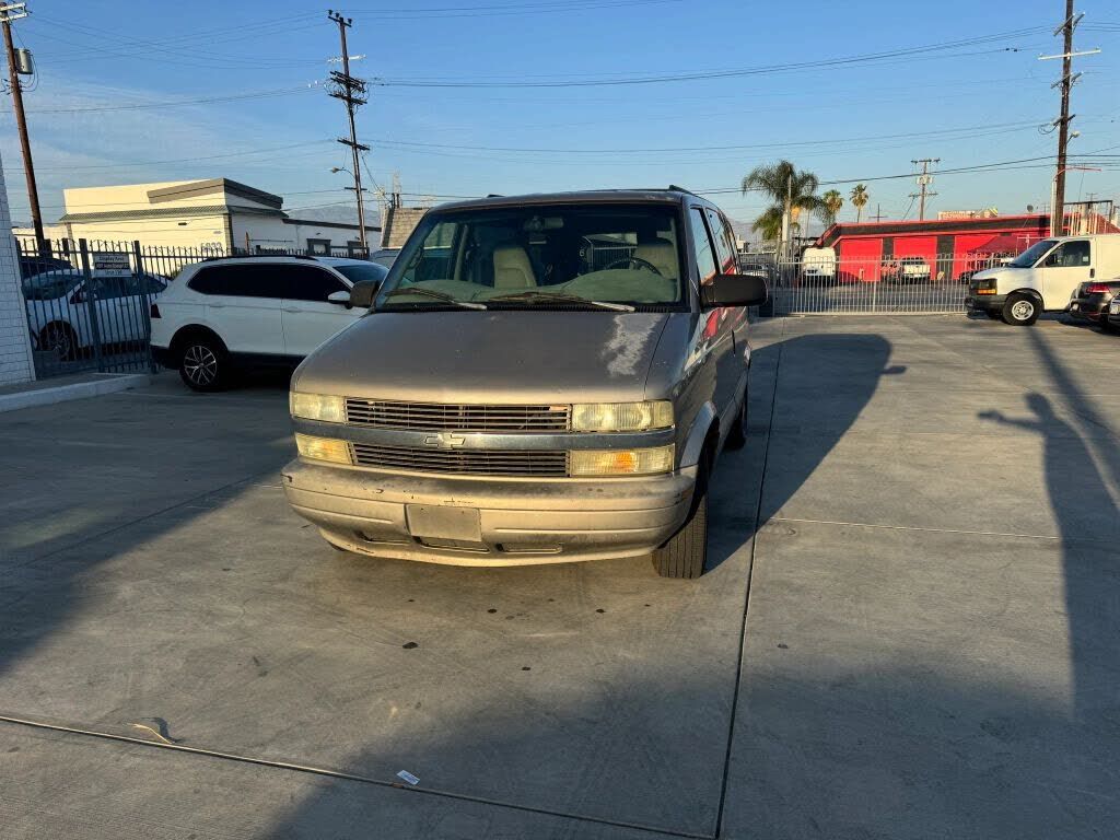 2002 CHEVROLET Astro Van