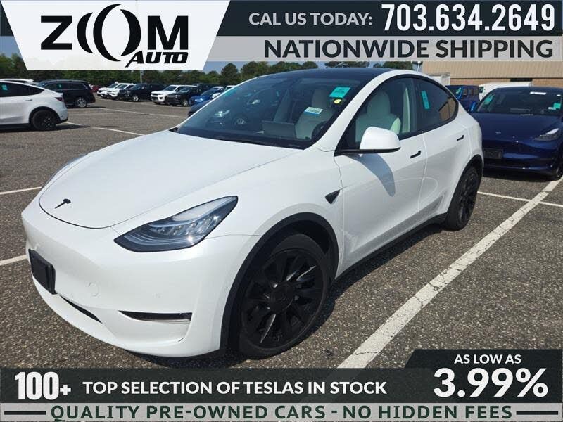2023 TESLA Model Y