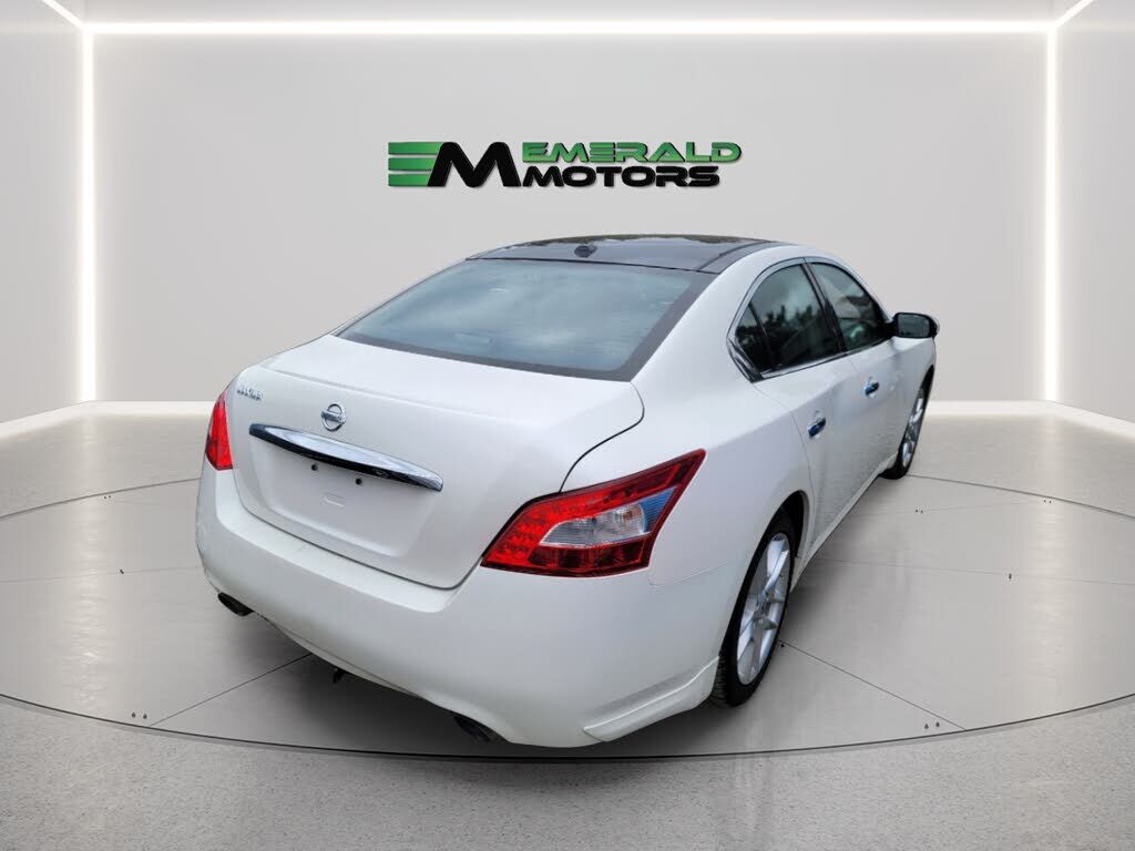 2009 NISSAN Maxima