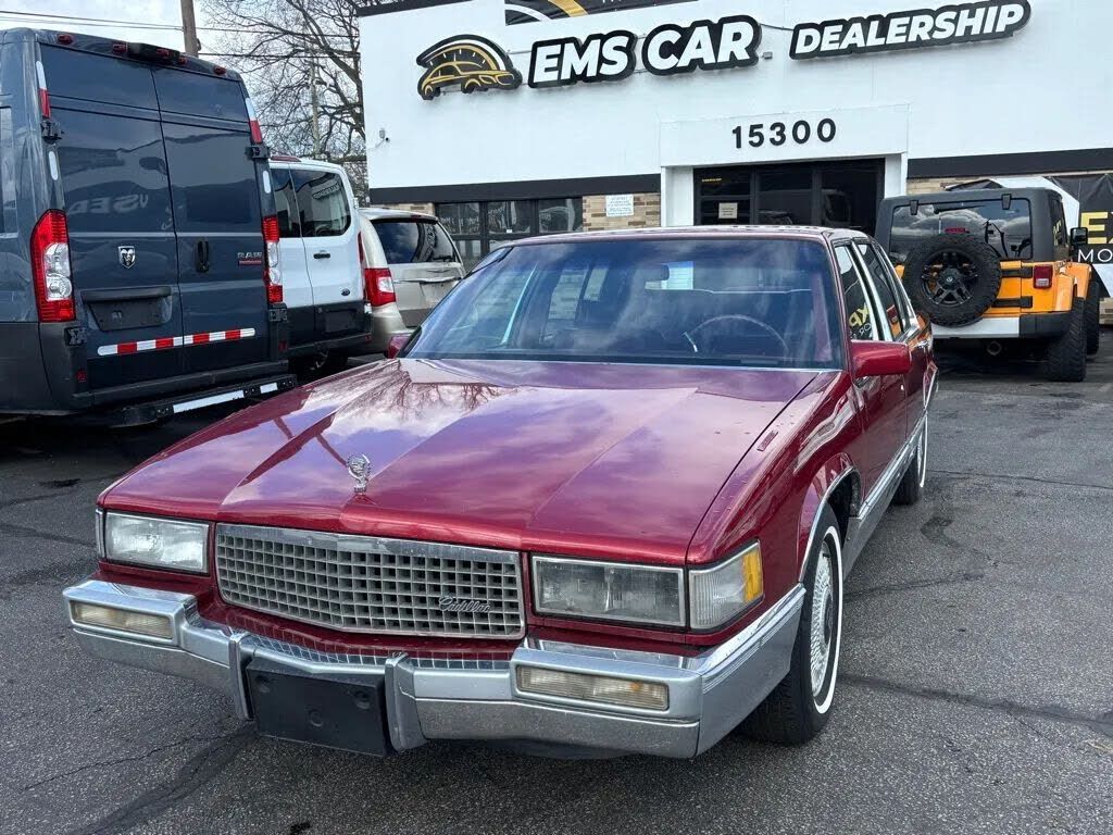 1990 CADILLAC Deville
