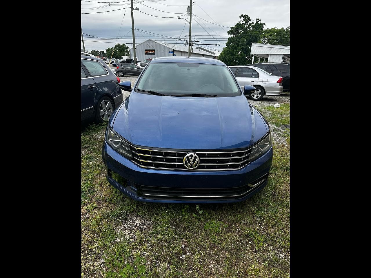 2016 VOLKSWAGEN Passat