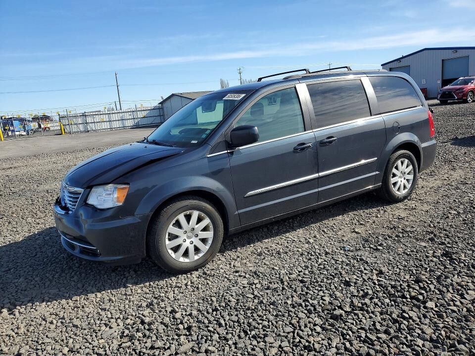 2014 CHRYSLER Town and Country