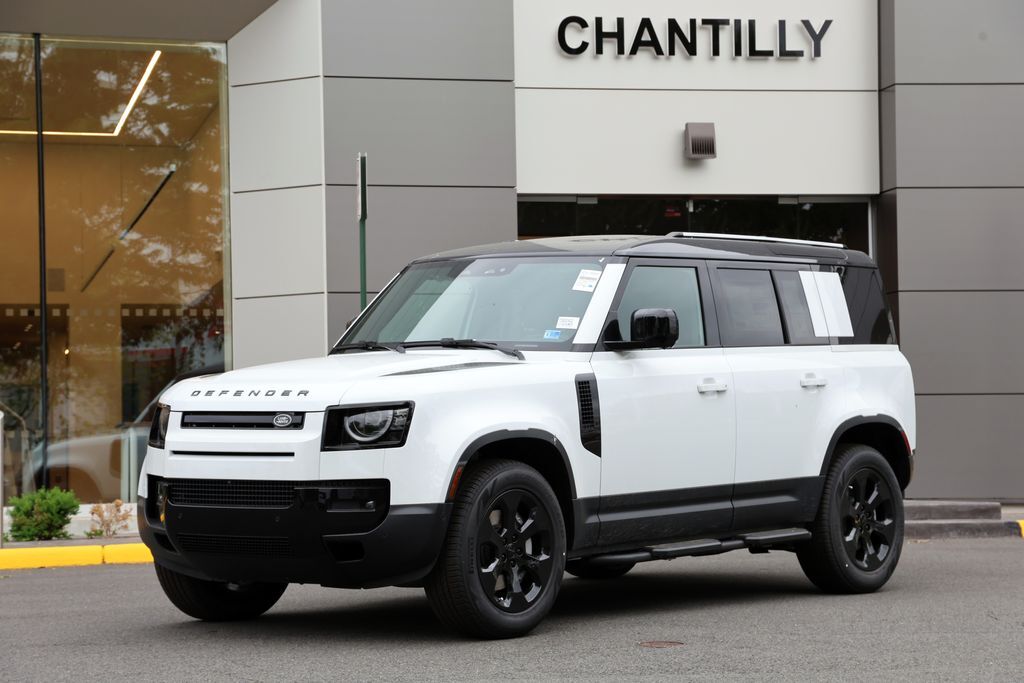 2026 LAND ROVER Defender