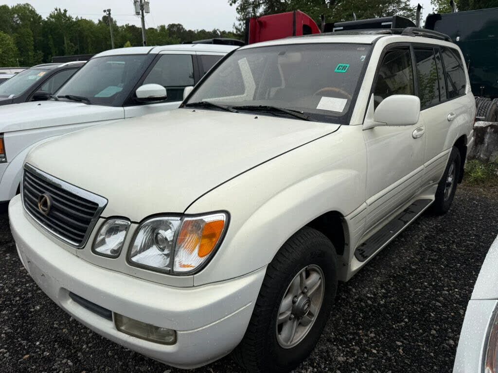 2001 LEXUS LX