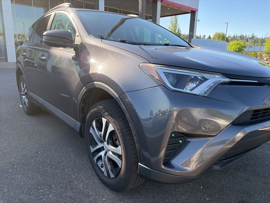 2016 TOYOTA RAV4