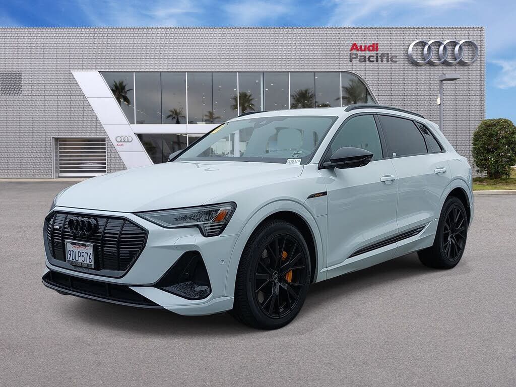 2023 AUDI e-tron