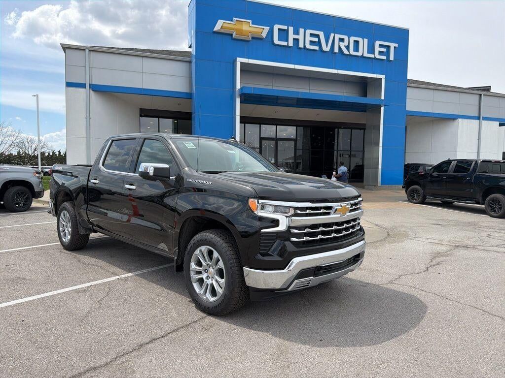 2026 CHEVROLET Silverado