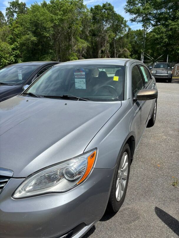 2014 CHRYSLER 200