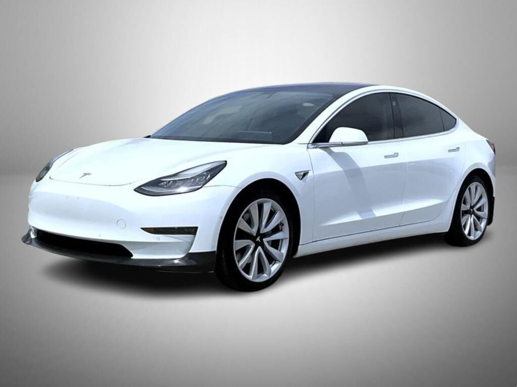 2018 TESLA Model 3