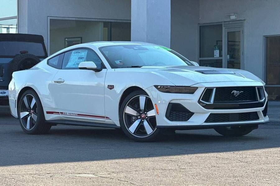 2025 FORD Mustang