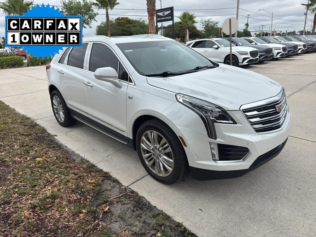 2017 CADILLAC XT5